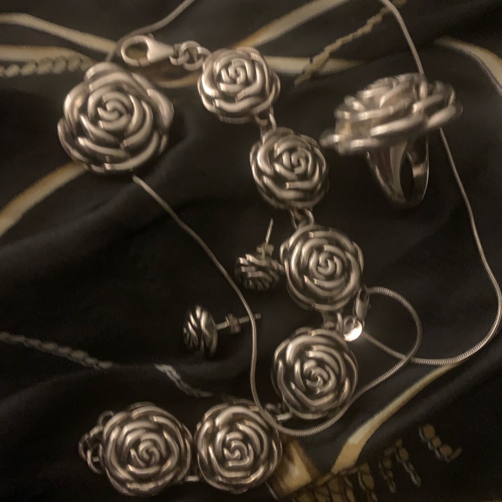 Roses 925 Sterling Silver 4 pz. Set